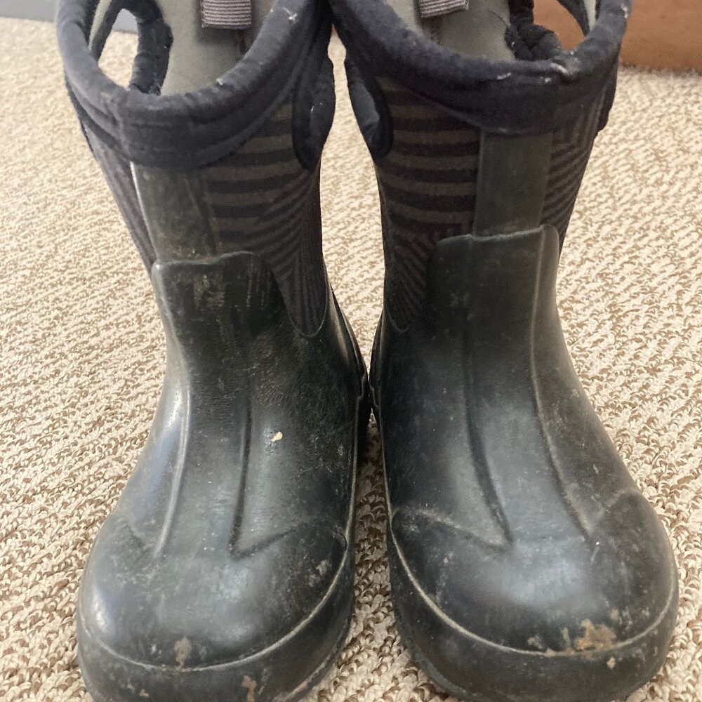 Toddler Boggs waterproof boots